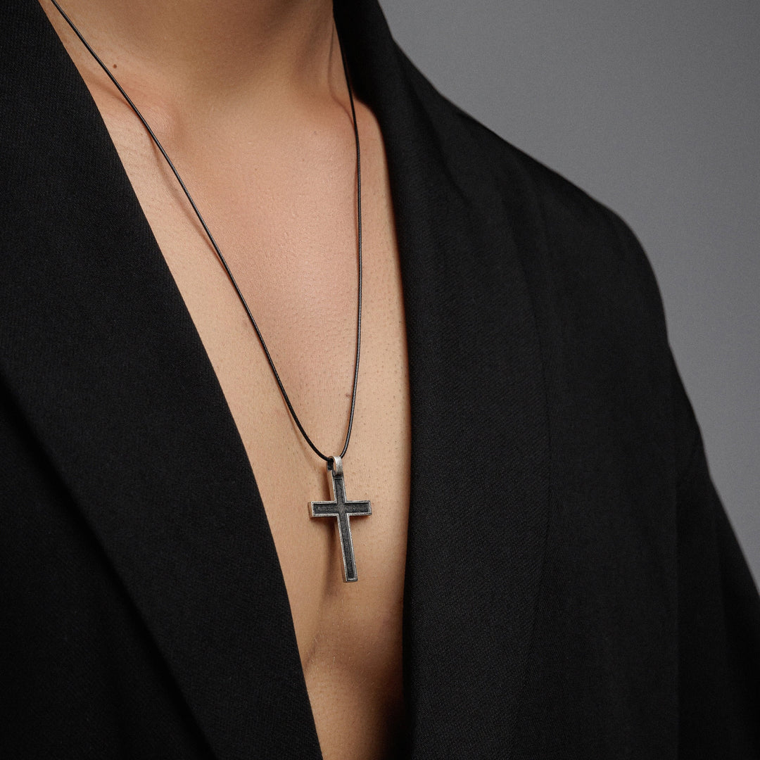 Pendentif croix oxydée pour homme