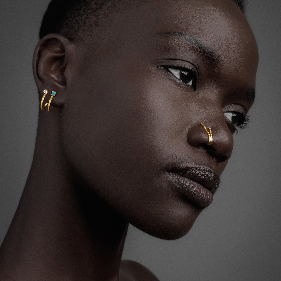 Double hoop earrings with zircons