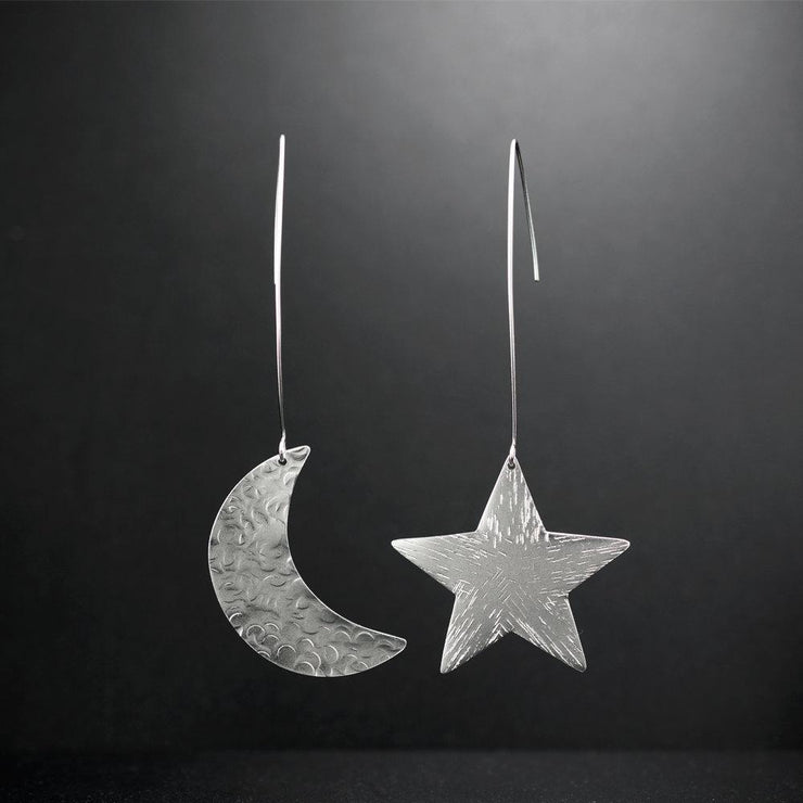 Ασημένια κρεμαστά σκουλαρίκια αστέρι-φεγγάρι | Εμμανουέλα κοσμήματα 