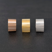 Σκουλαρίκια cuff με ραβδώσεις από ασήμι 925 - κοσμήματα emmanuela