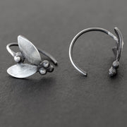 Σκουλαρίκια huggie "έντομα" από ασήμι 925 - κοσμήματα emmanuela