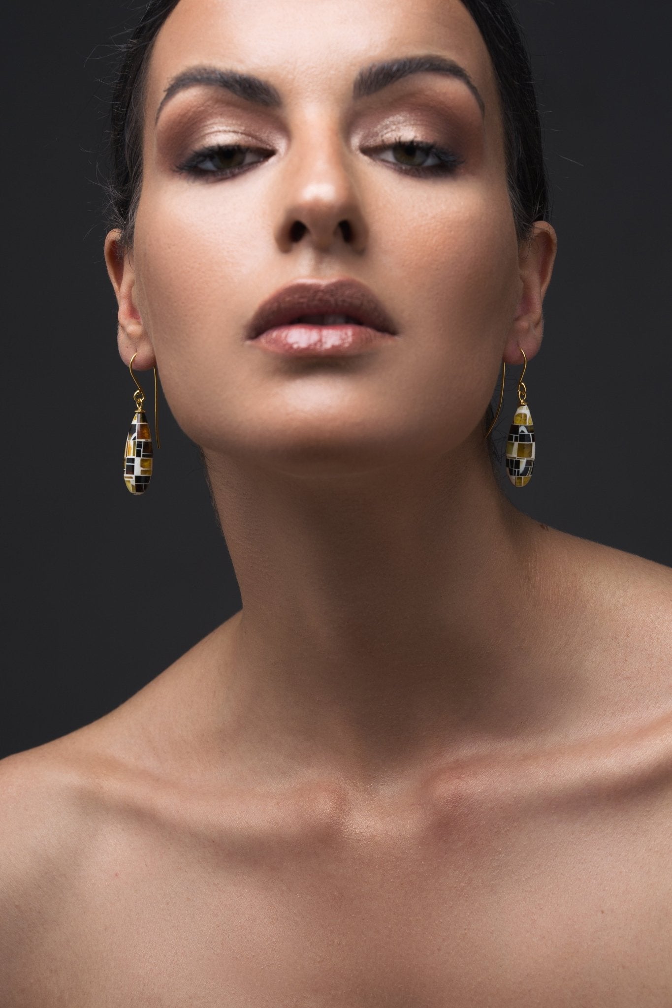 Σκουλαρίκια με ψηφίδες από κεχριμπάρι - Emmanuela - handcrafted for you®